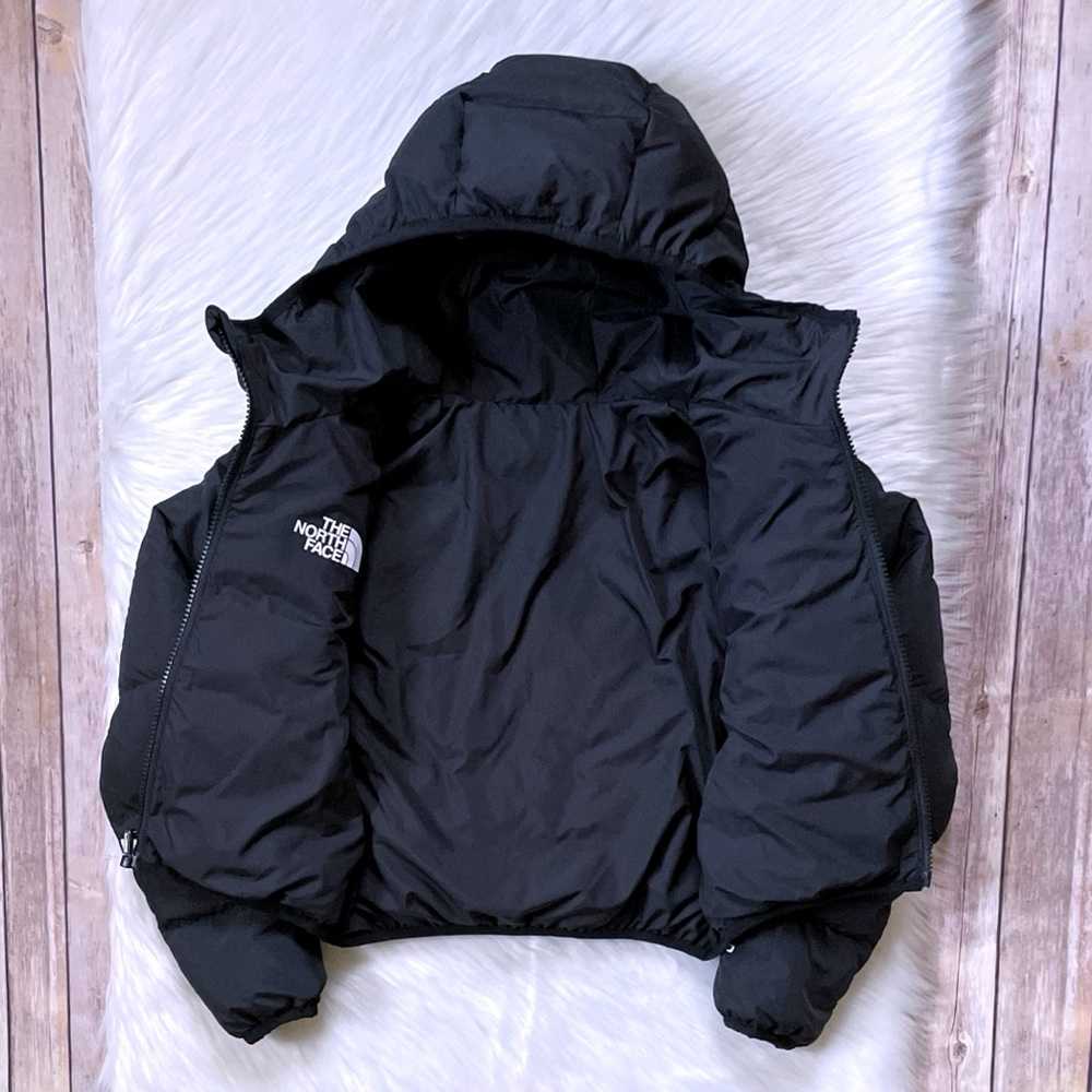 The North Face Girls’ Baltic Reversible Down Black Puffer Jacket - Picture 6 of 15